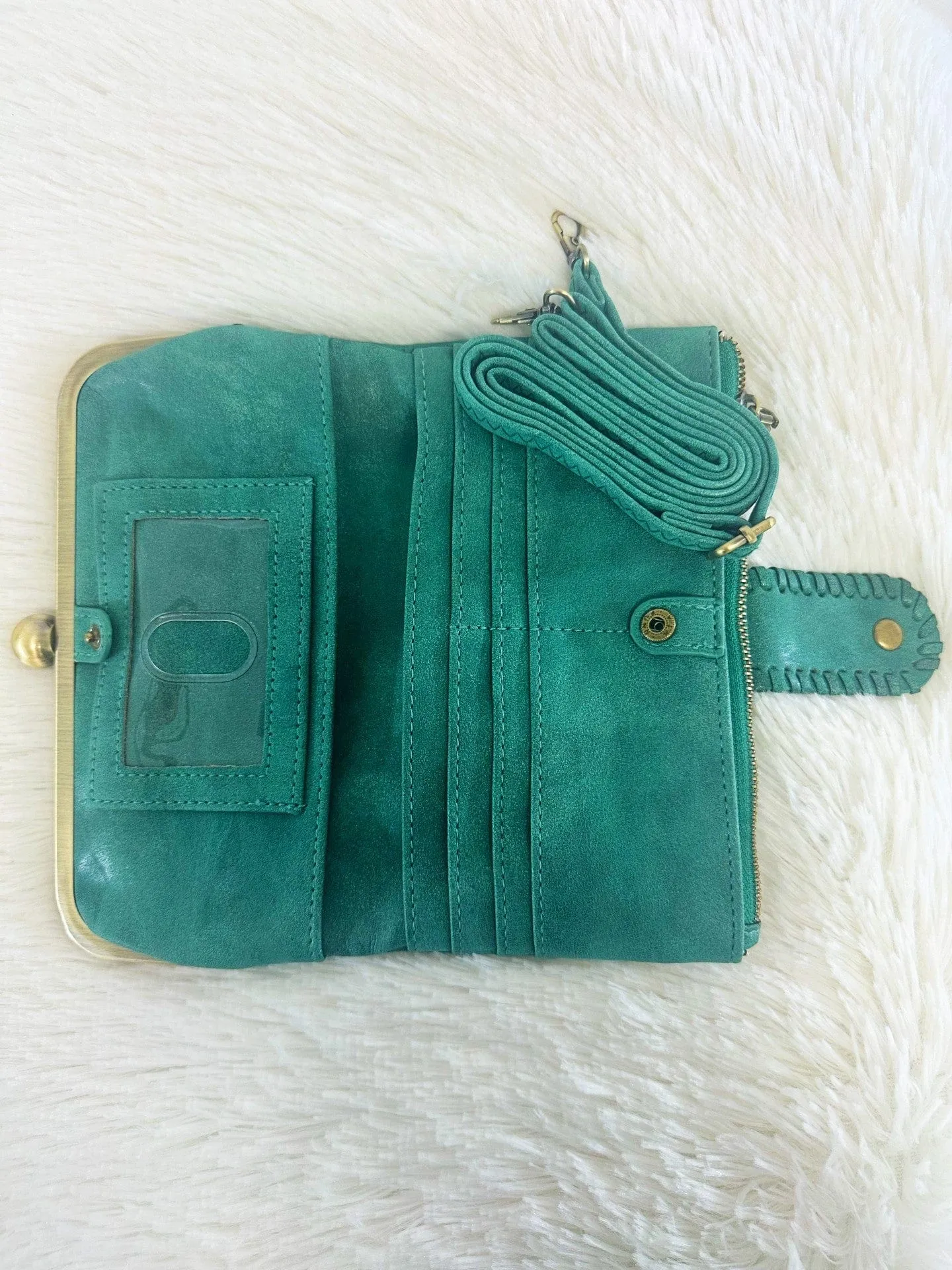 BP207 Grace Crossbody Clutch Wallet