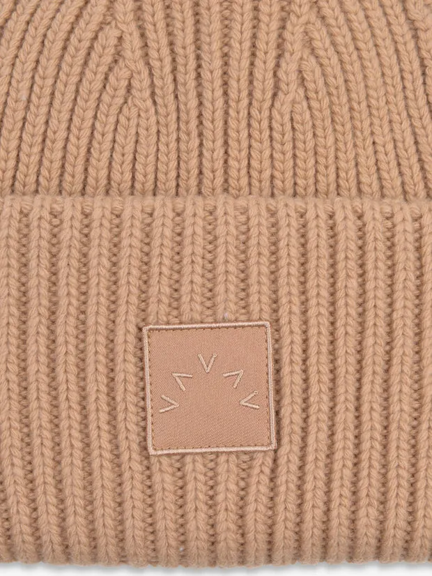 Cresta Rib Beanie in Sand