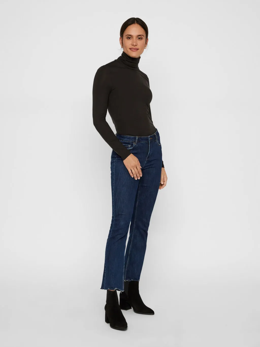 Lulu Rollneck Top