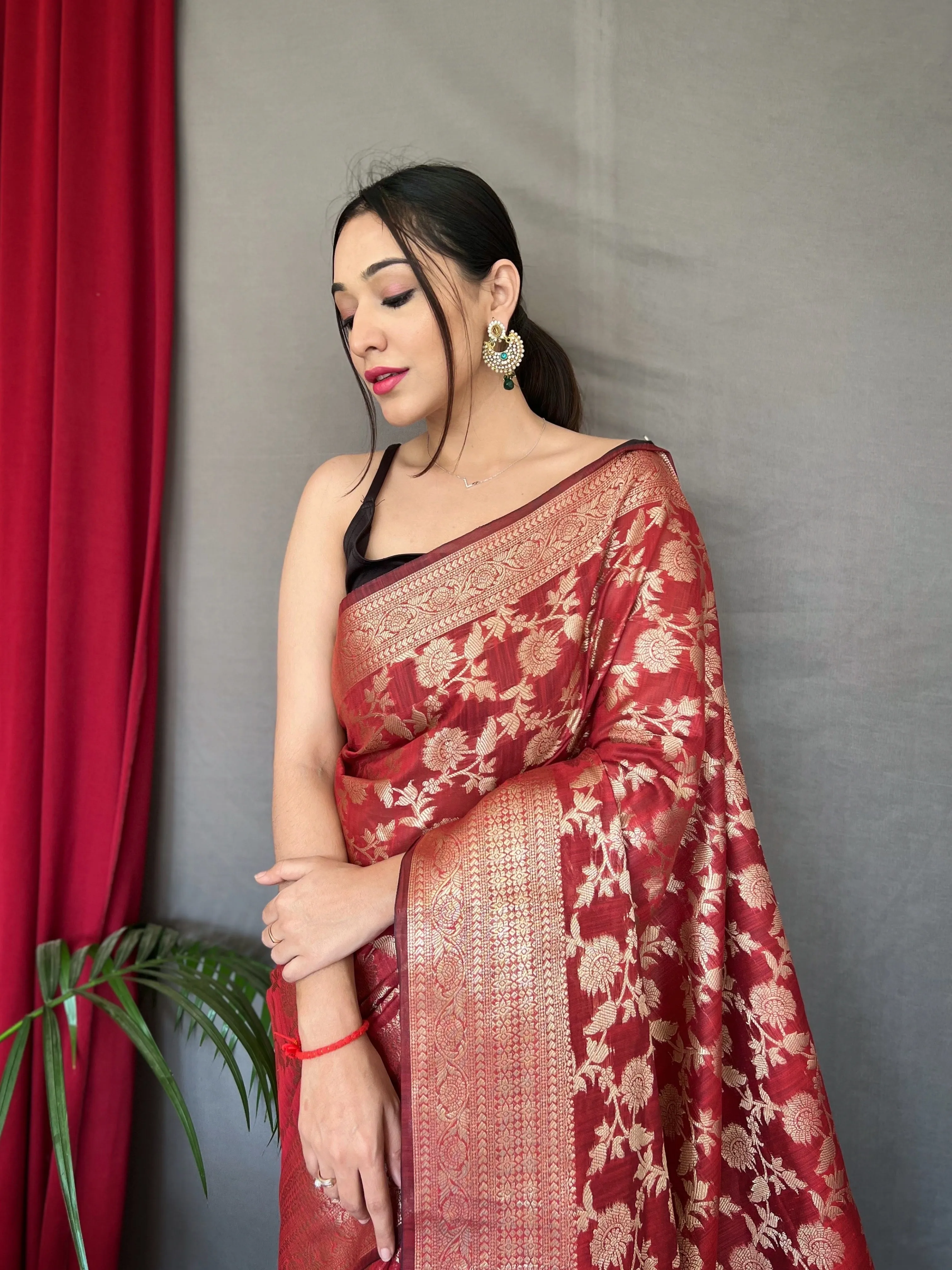 Maroon Saree in Cotton Linen