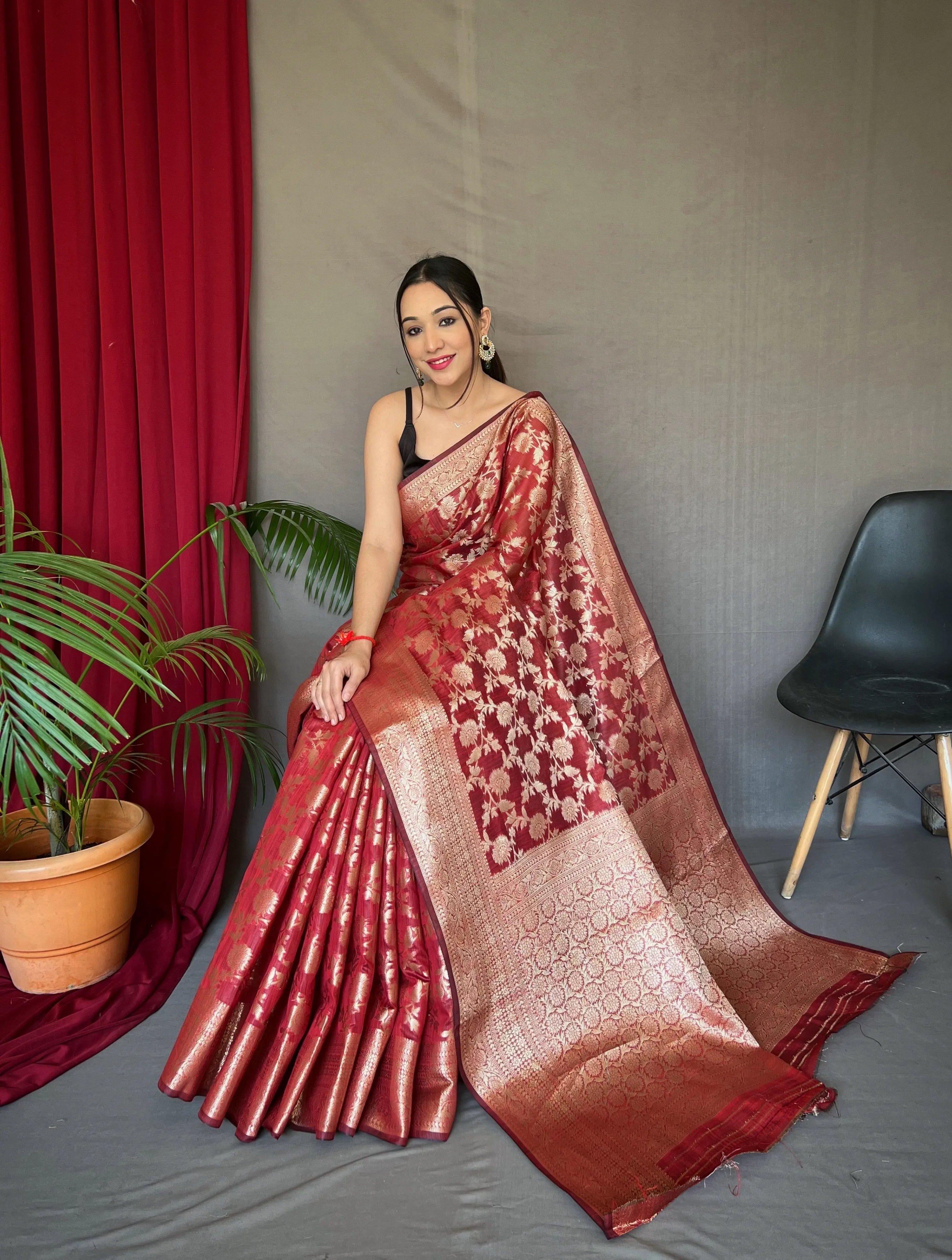 Maroon Saree in Cotton Linen