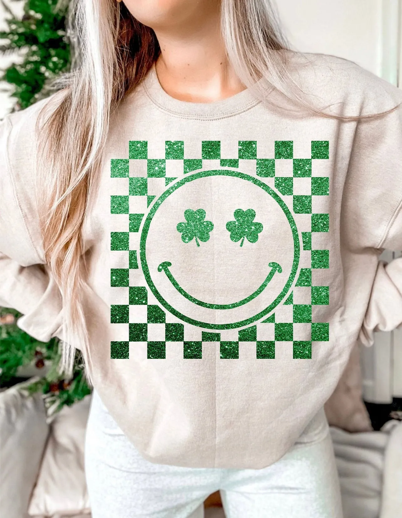 Retro Lucky Smile Tee Shirt or Sweatshirt, Unisex Tee Shirt, Woman Tee Shirt, Mom shirt