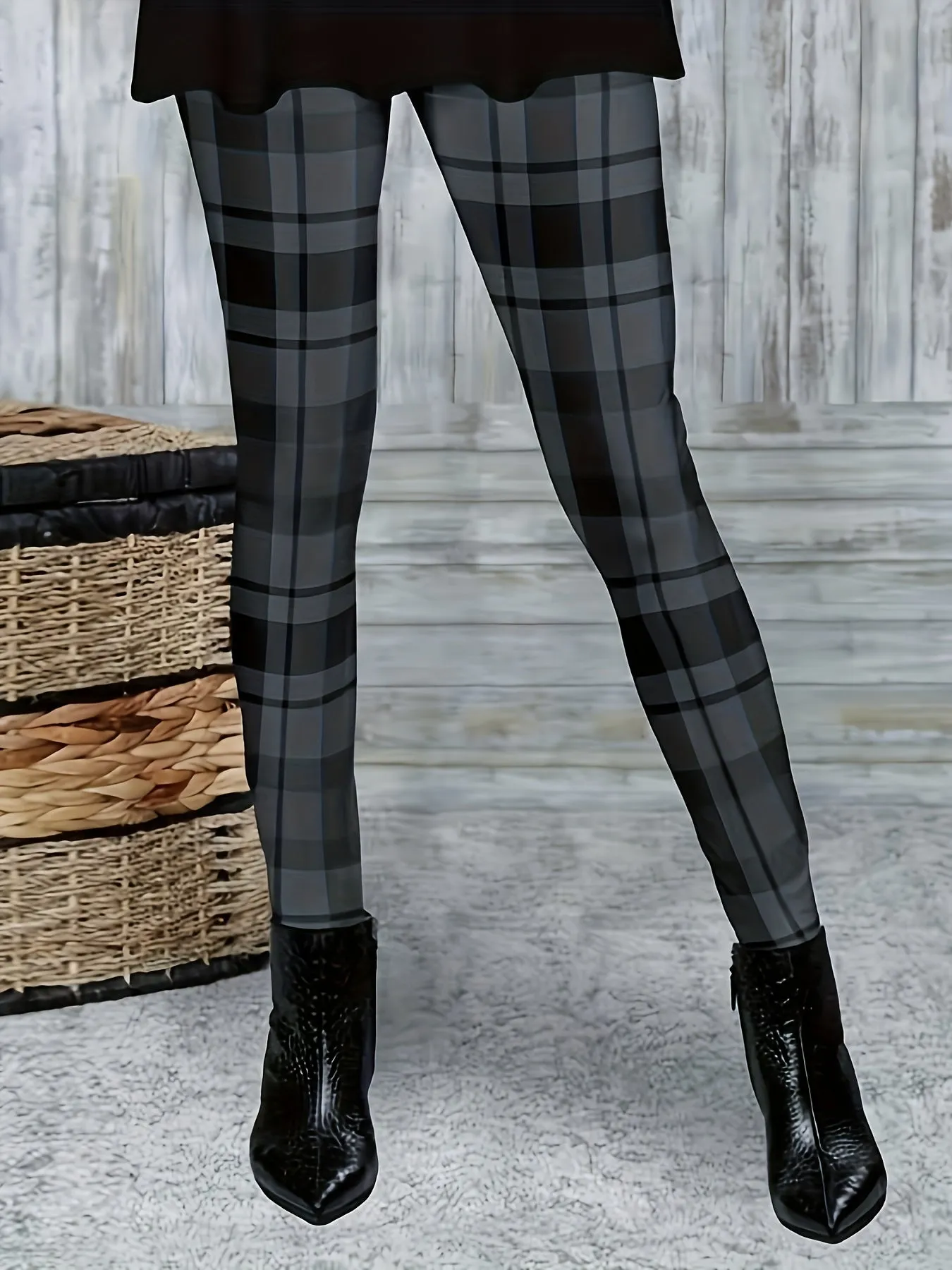 Trendy Plaid Skinny Leggings for Stylish Women Everyday Comfort