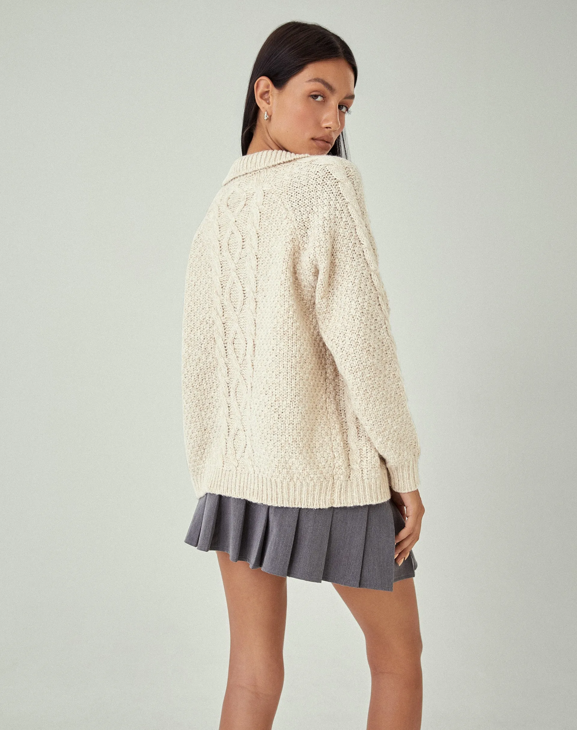 Triny Cardigan in Cable Knit Oatmeal