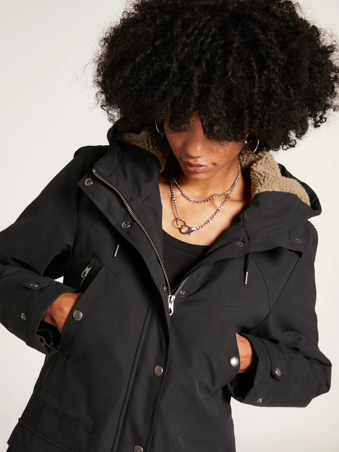 Walk on by 5K Parka Jacket - Black