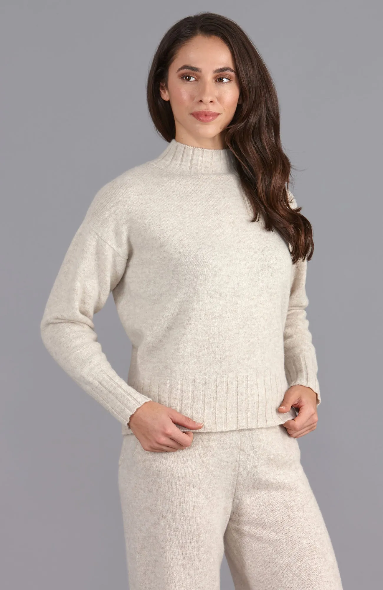 Womens Lambswool Grown On Neck Jumper